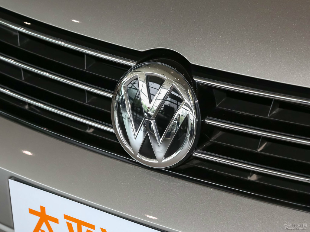 波斯灰速騰車頭外觀圖片