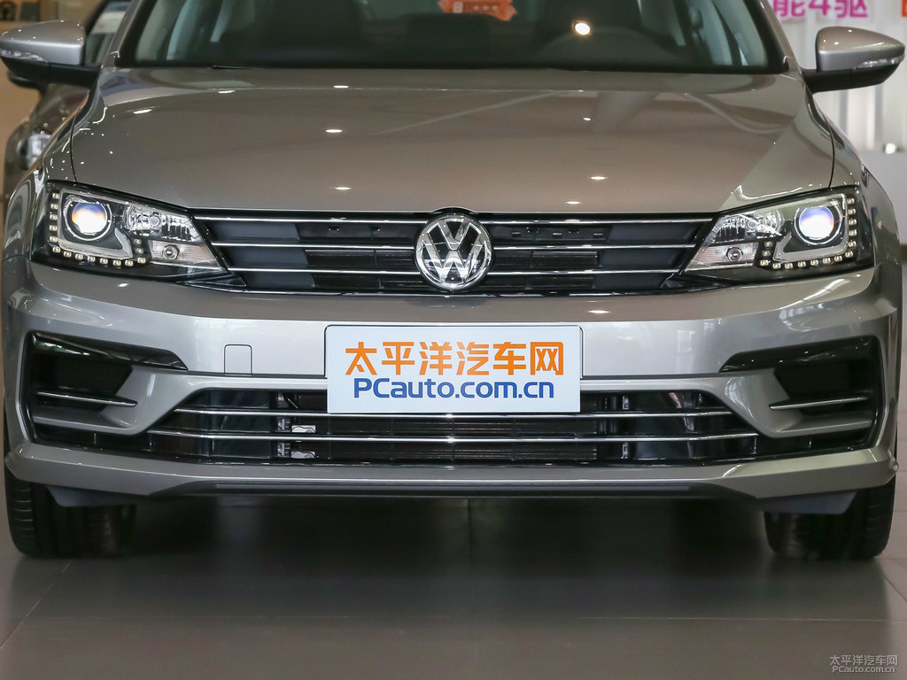 波斯灰速騰車頭外觀圖片