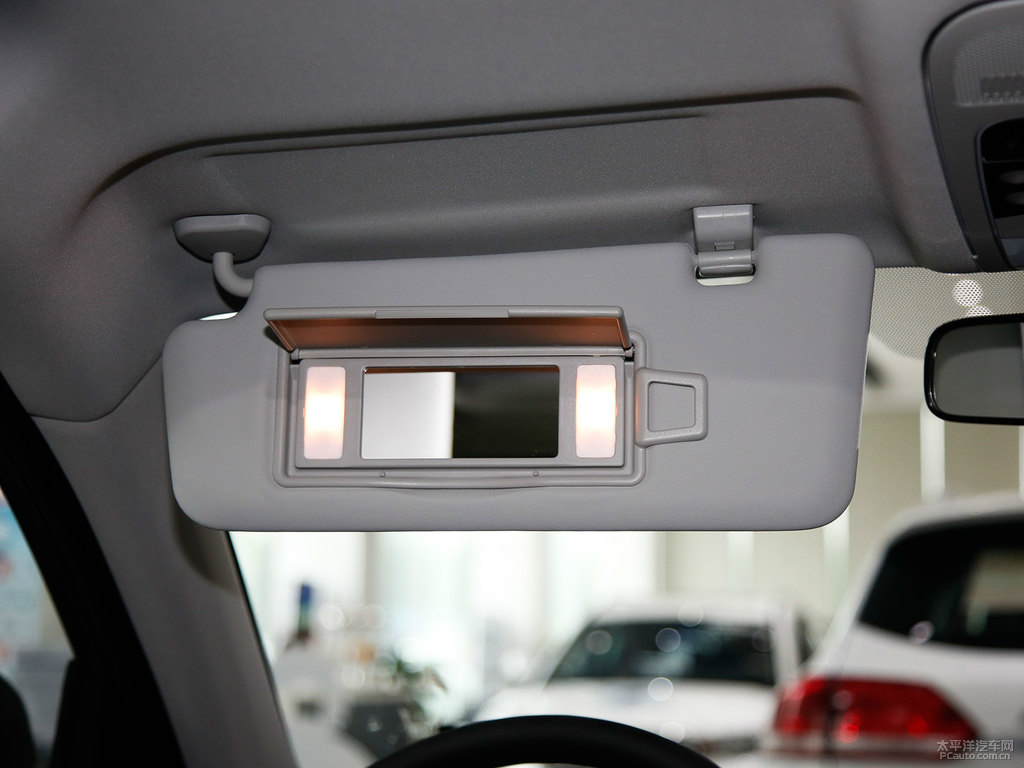 可可棕哈弗H2車廂內(nèi)飾圖片