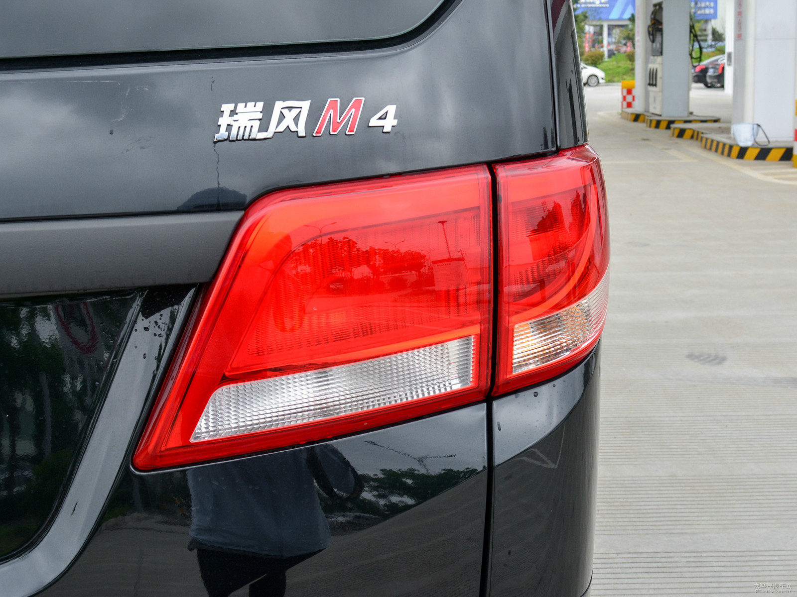 瑞風(fēng)M4外觀高清大圖