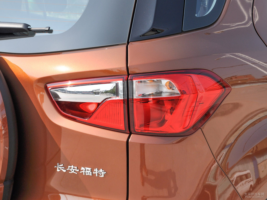 羅布泊棕翼搏車(chē)尾外觀圖片