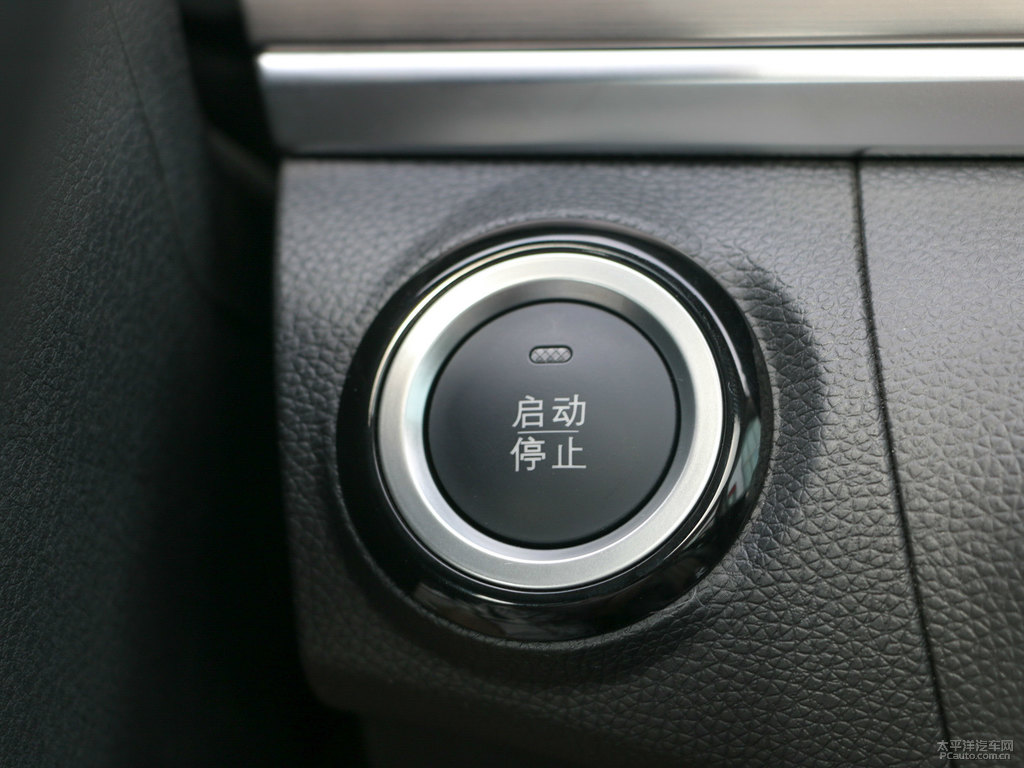 水晶白宋中控內(nèi)飾圖片