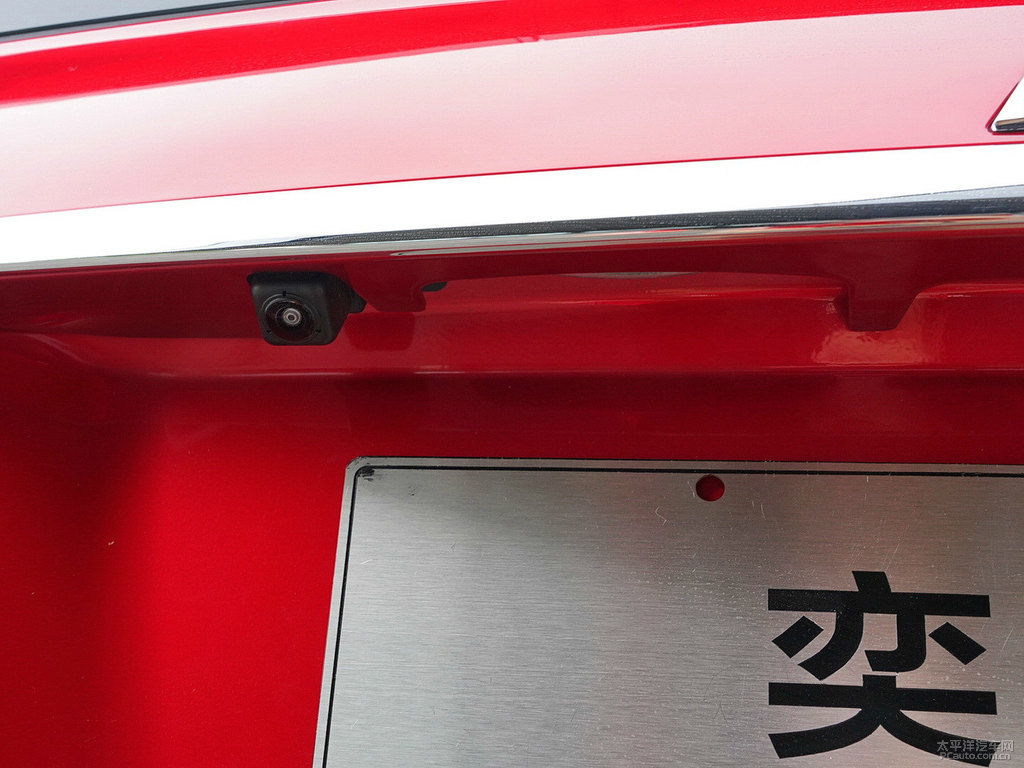 寶石紅奕歌車(chē)尾外觀圖片