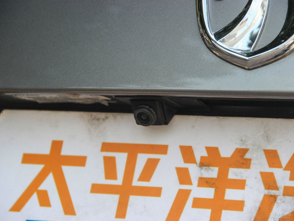 極光銀寶駿730車尾外觀圖片