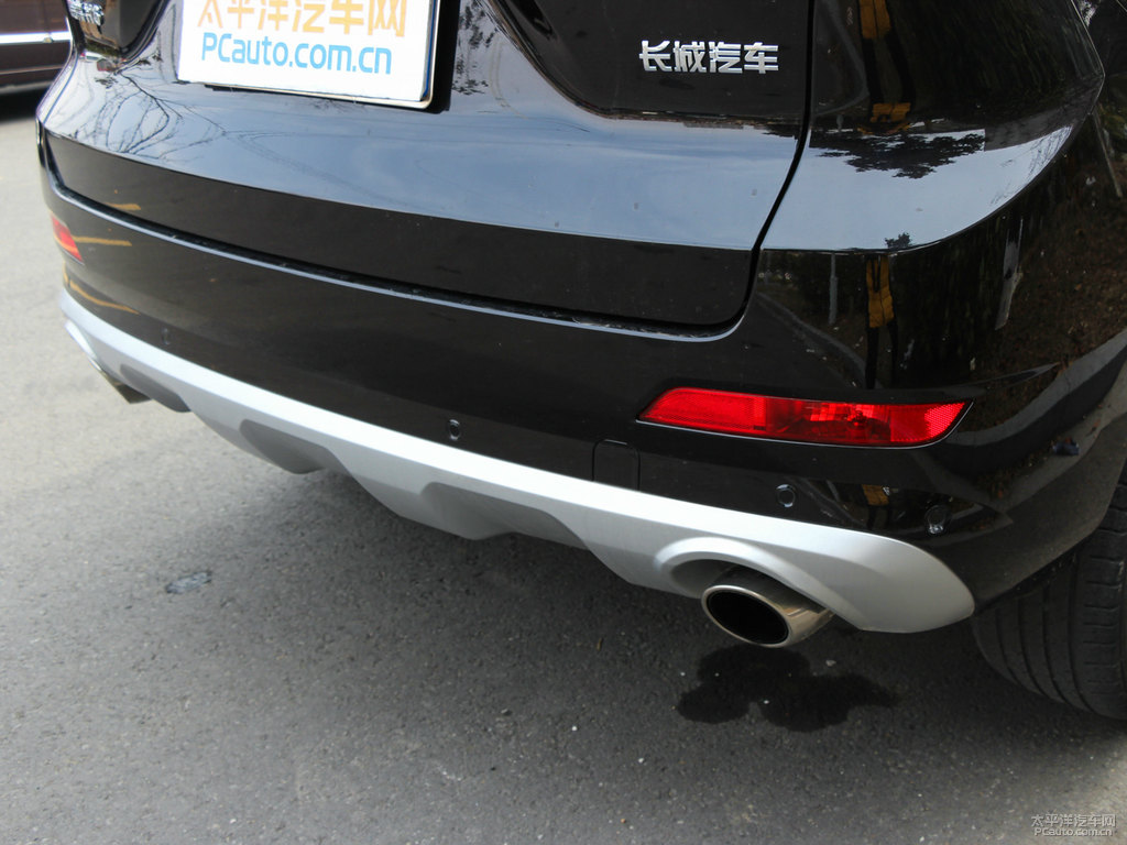 玄晶黑哈弗H6 Coupe車尾外觀圖片