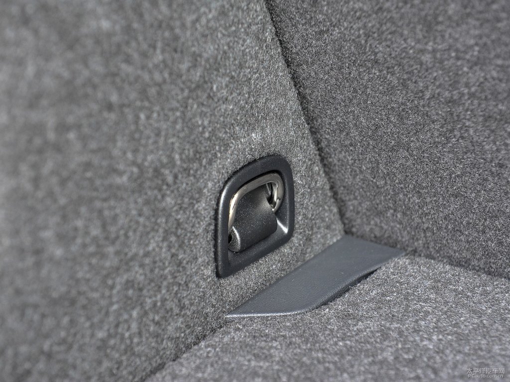 卡庫(kù)金T-ROC探歌后備廂空間圖片