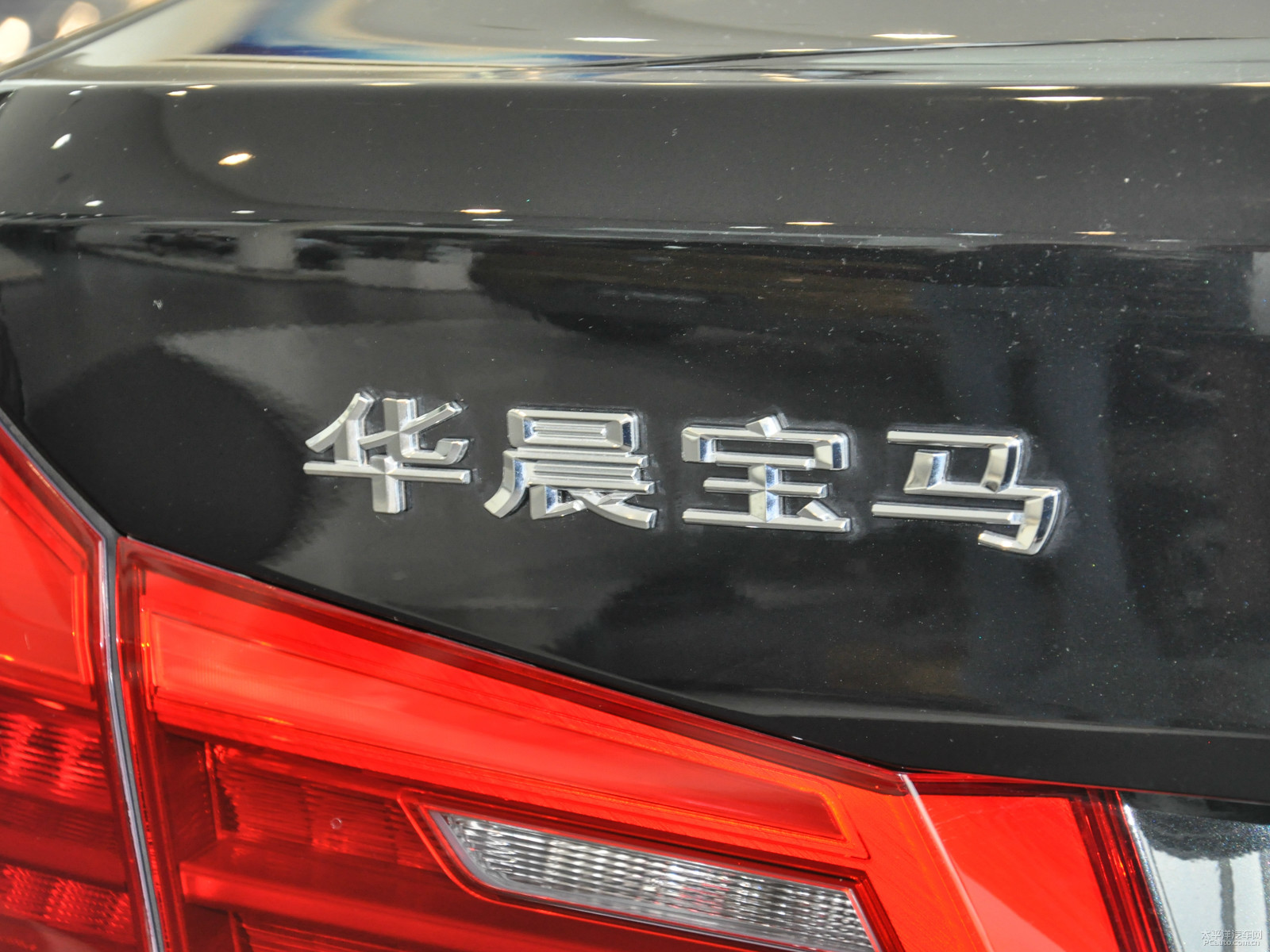 寶馬5系外觀高清大圖
