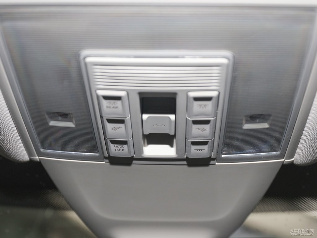 雅士銀大眾CC車廂內(nèi)飾圖片