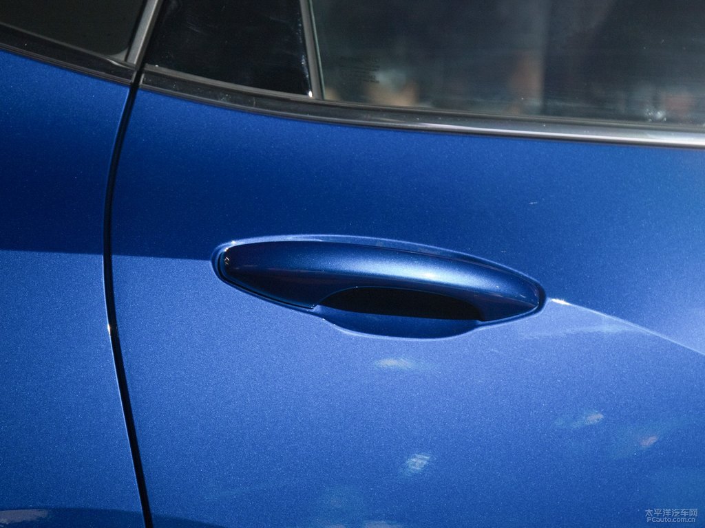 深海藍哈弗F7整車外觀外觀圖片