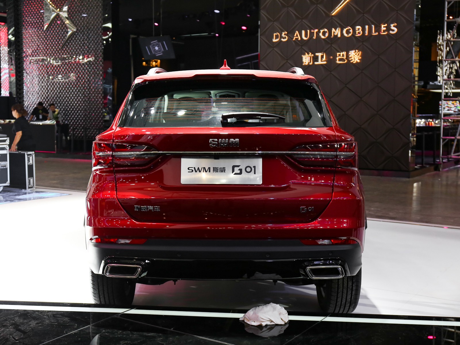 SWM斯威G01車展高清大圖