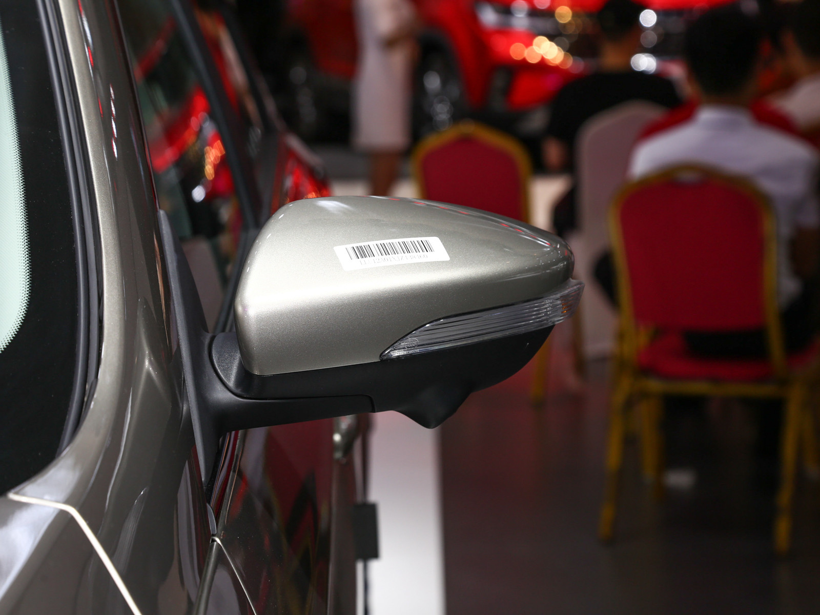 風(fēng)行S50EV車展高清大圖