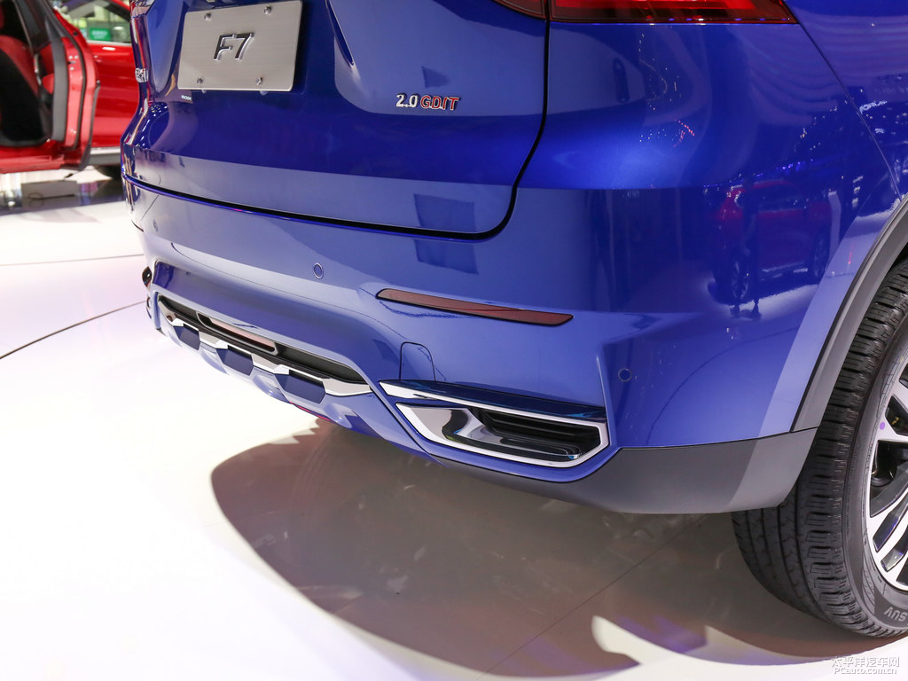 深海藍(lán)哈弗F7車尾外觀圖片