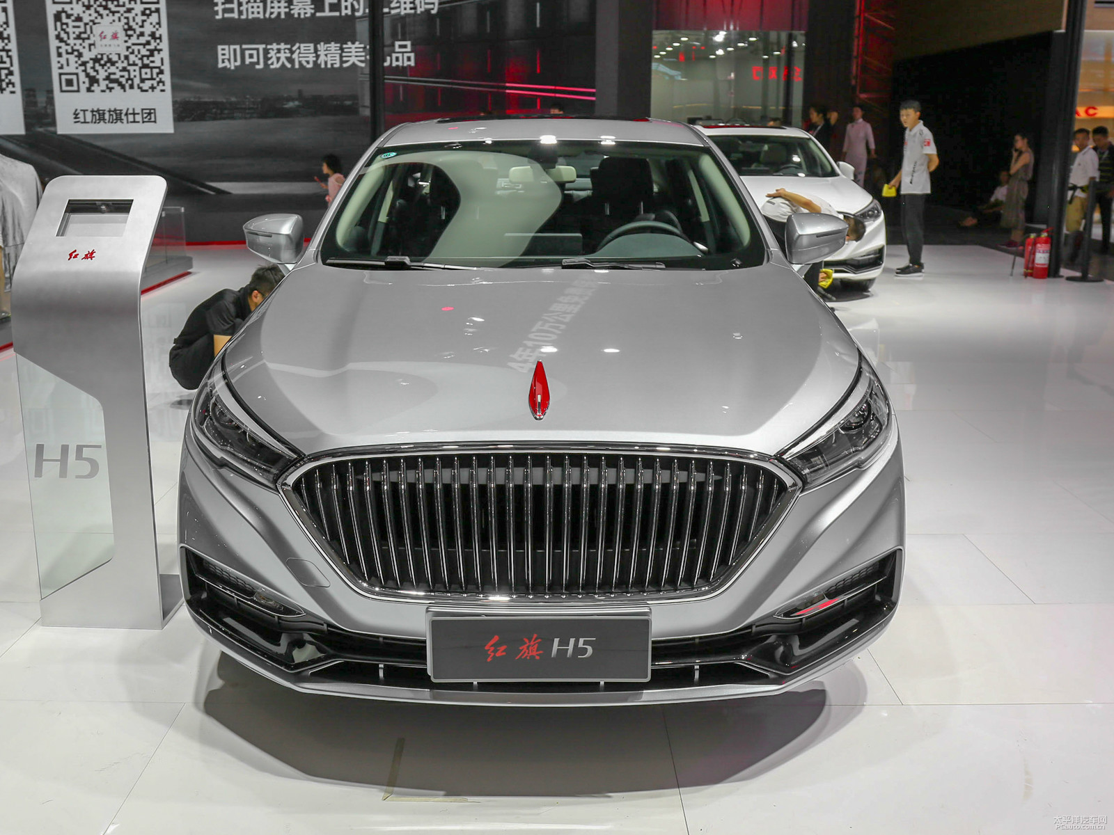 紅旗H5經(jīng)典外觀高清大圖