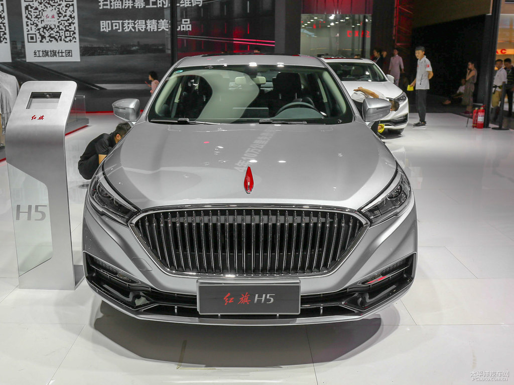 朗霽銀紅旗H5經(jīng)典車頭外觀圖片