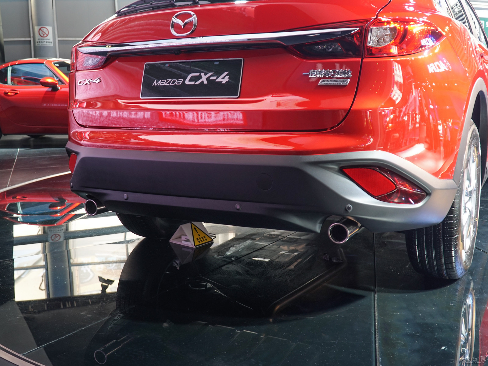 馬自達(dá)CX-4外觀高清大圖