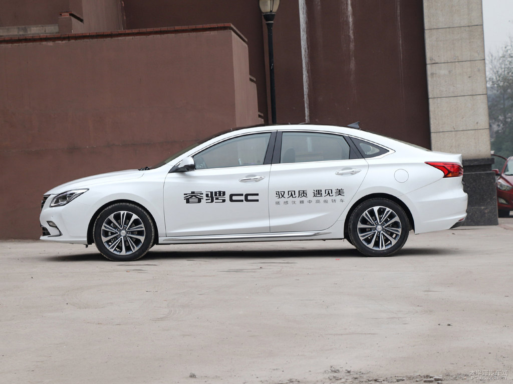 月光白睿騁CC整車外觀外觀圖片