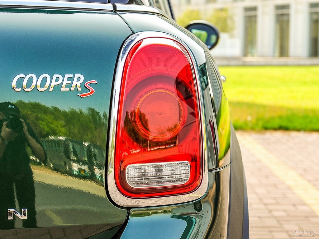 ӢGMINI COUNTRYMAN܇β^DƬ