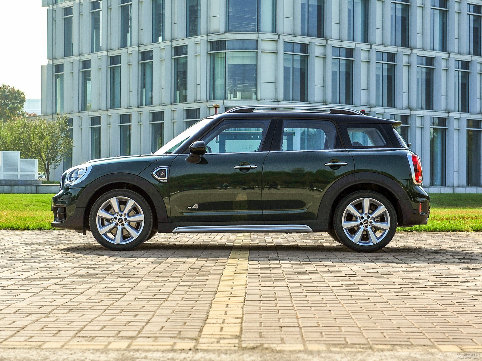 MINI COUNTRYMAN外觀高清大圖