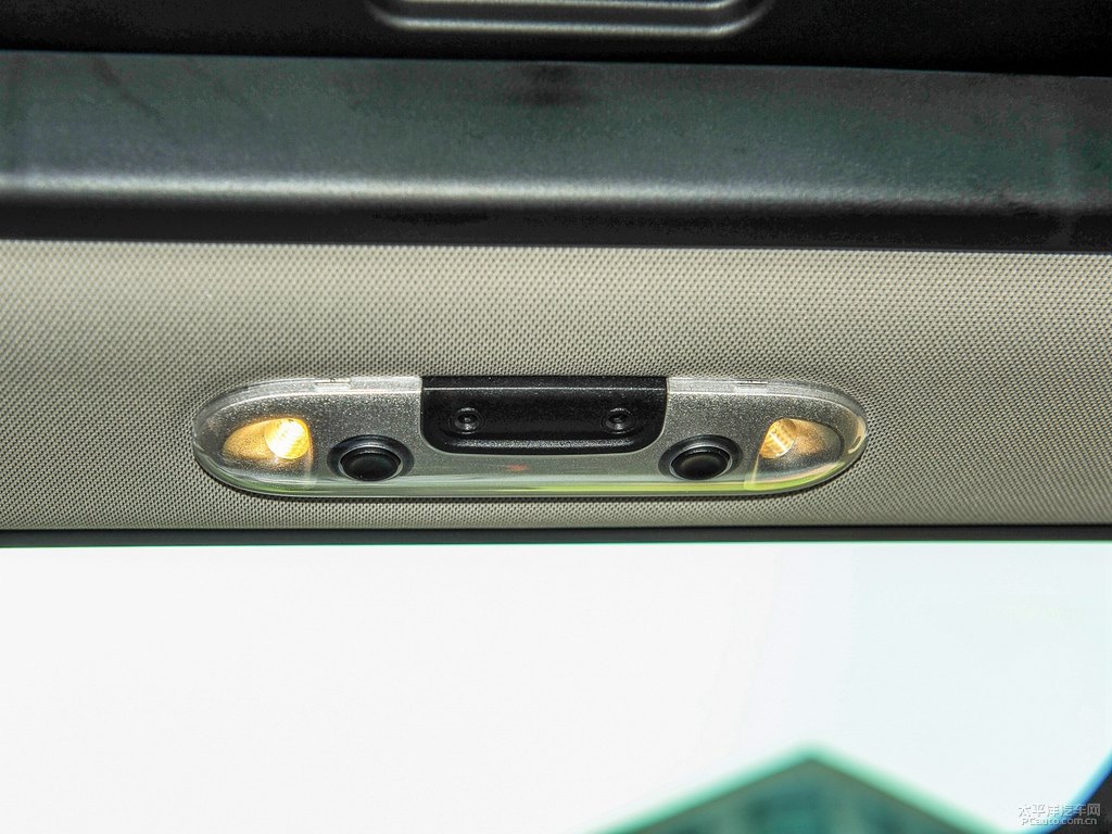 ӢGMINI COUNTRYMAN܇(ni)DƬ