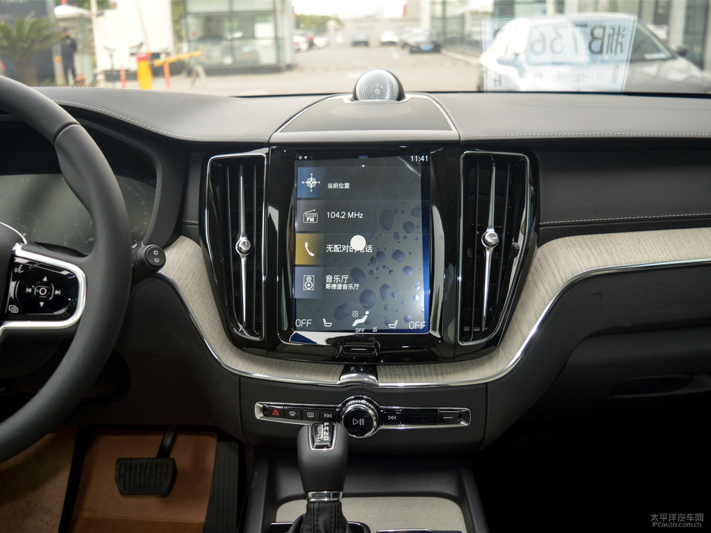 松林灰沃爾沃XC60中控內(nèi)飾圖片