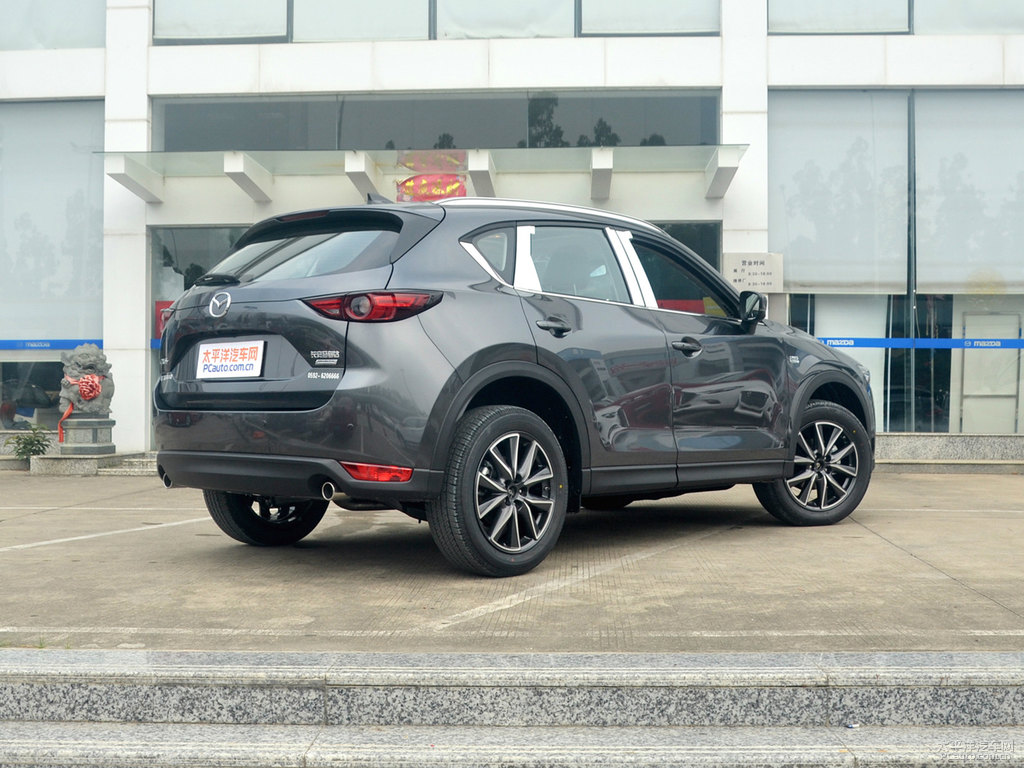 鉑鋼灰馬自達(dá)CX-5整車(chē)外觀外觀圖片