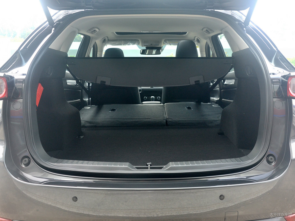 鉑鋼灰馬自達CX-5后備廂空間圖片