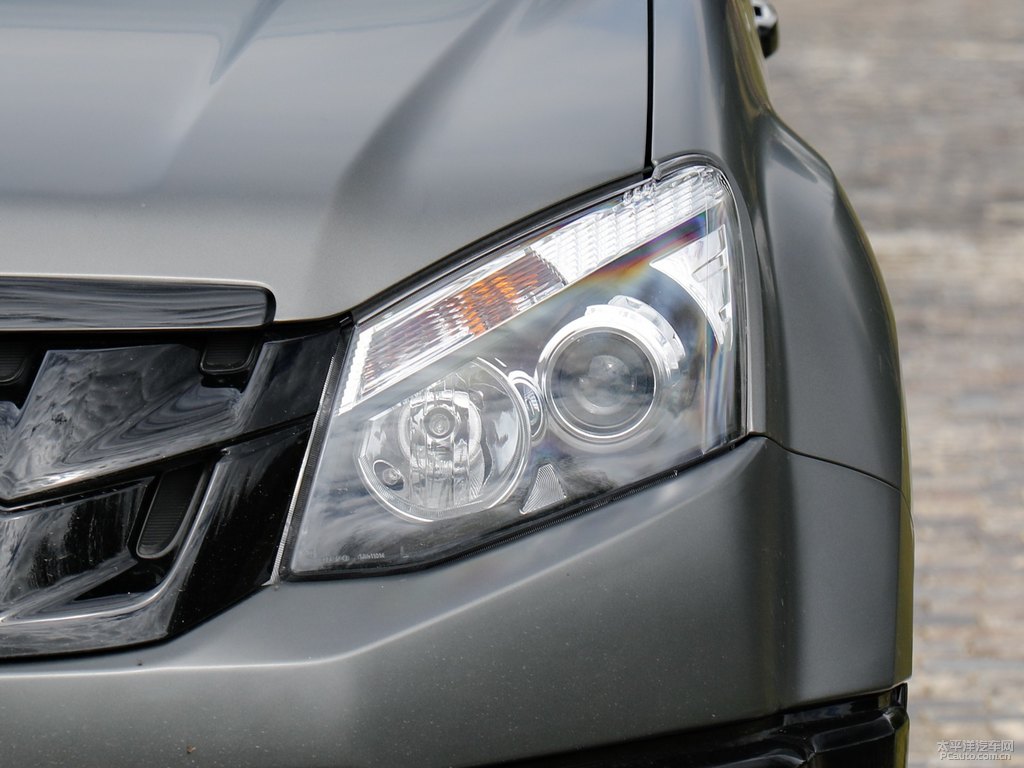 D-MAX܇^^DƬ