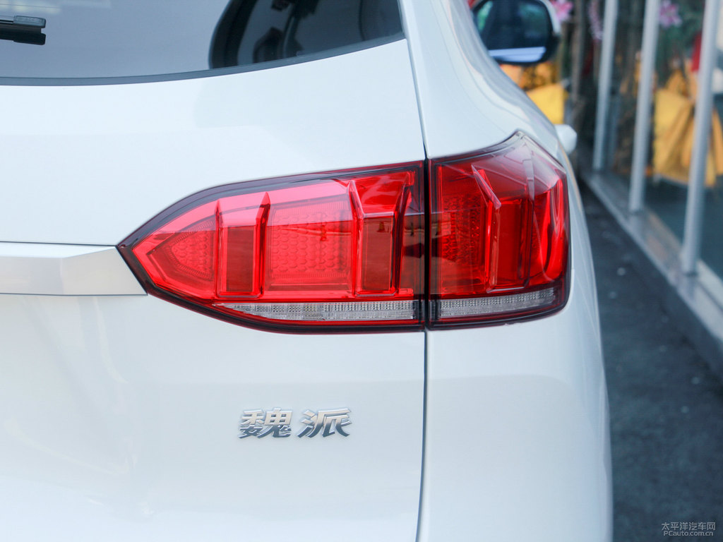 雪域白魏牌 VV6車尾外觀圖片