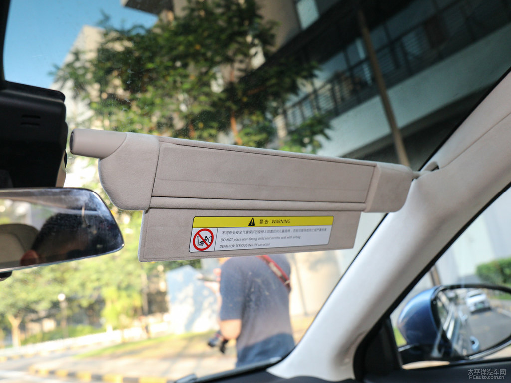藍色小鵬G3車廂內(nèi)飾圖片