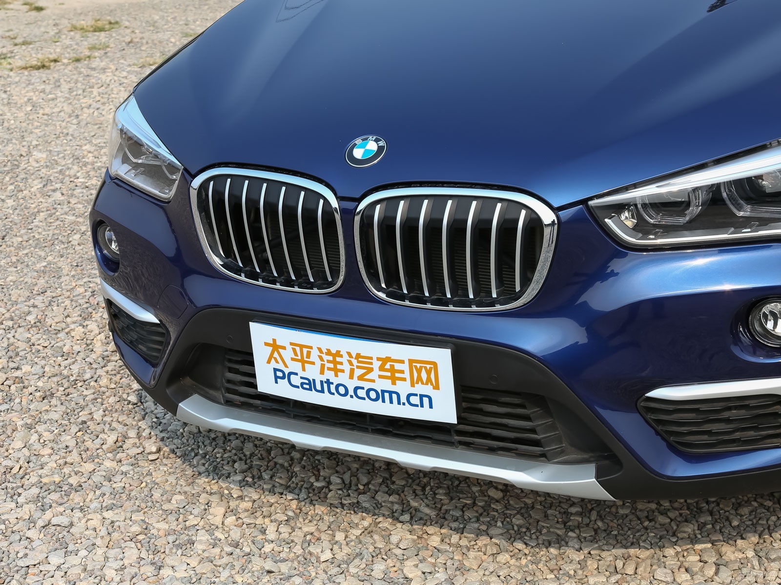 寶馬X1外觀高清大圖