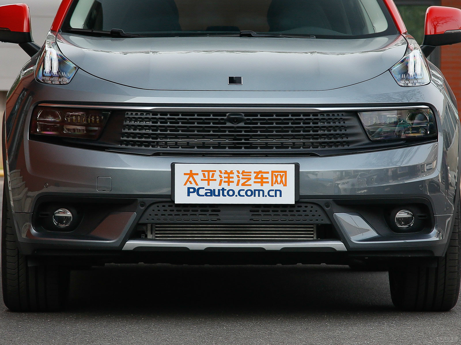 領(lǐng)克01新能源外觀高清大圖