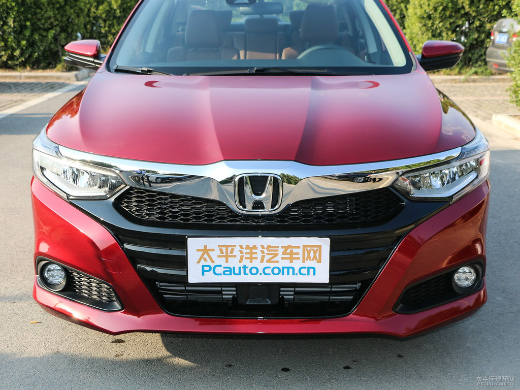 星曜紅凌派車頭外觀圖片