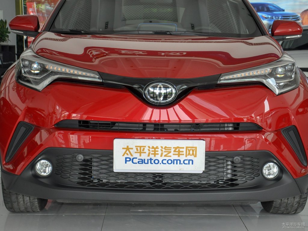 珊瑚紅豐田C-HR整車外觀外觀圖片