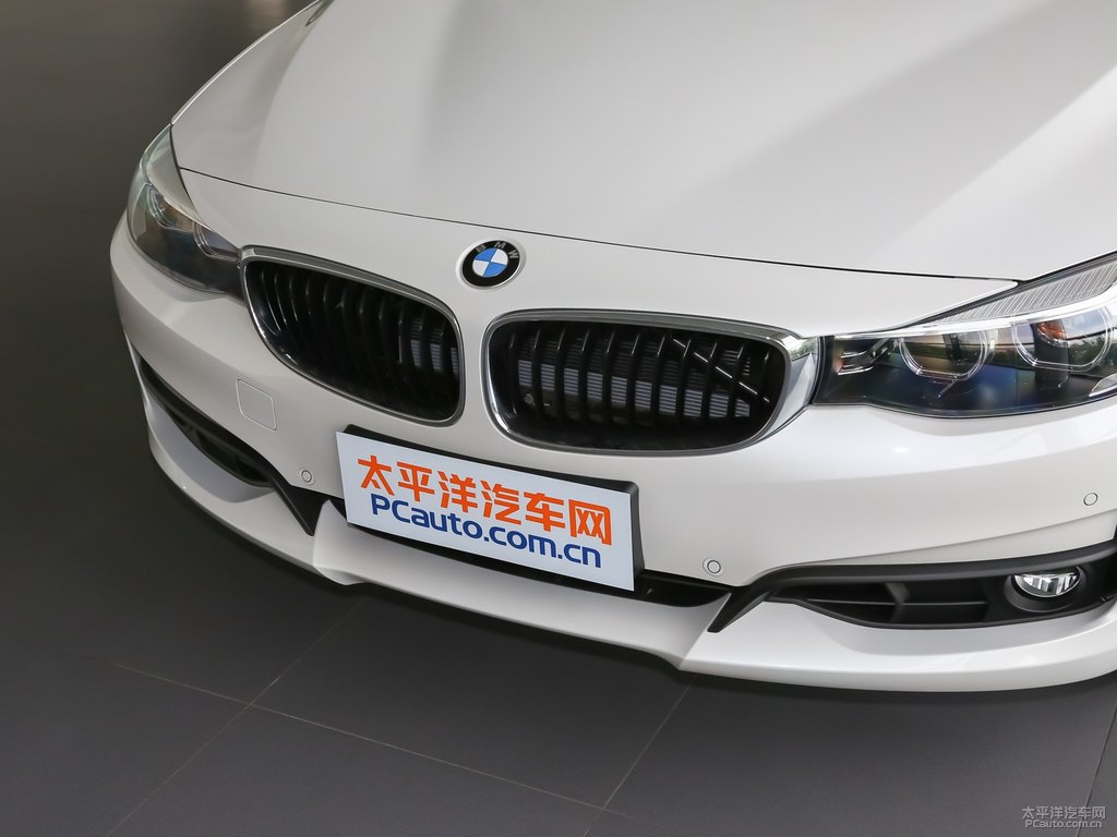 礦石白寶馬3系GT車頭外觀圖片
