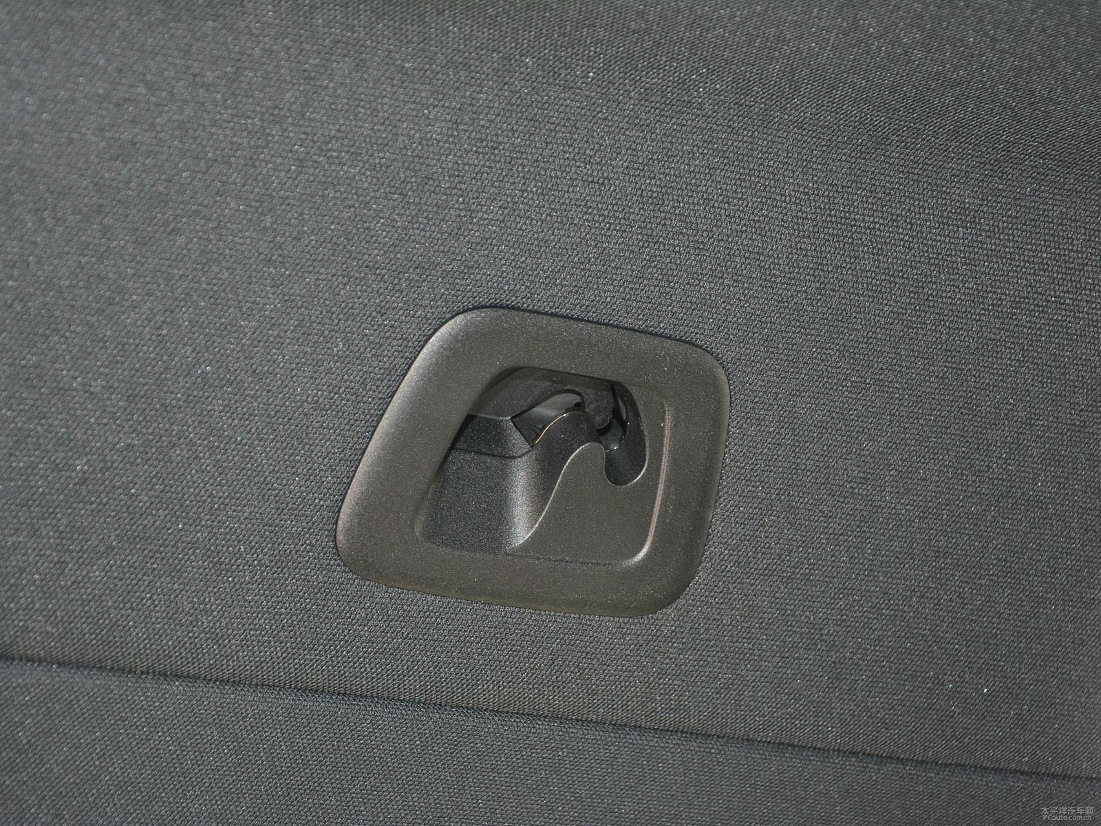 奔馳G級(jí)空間高清大圖