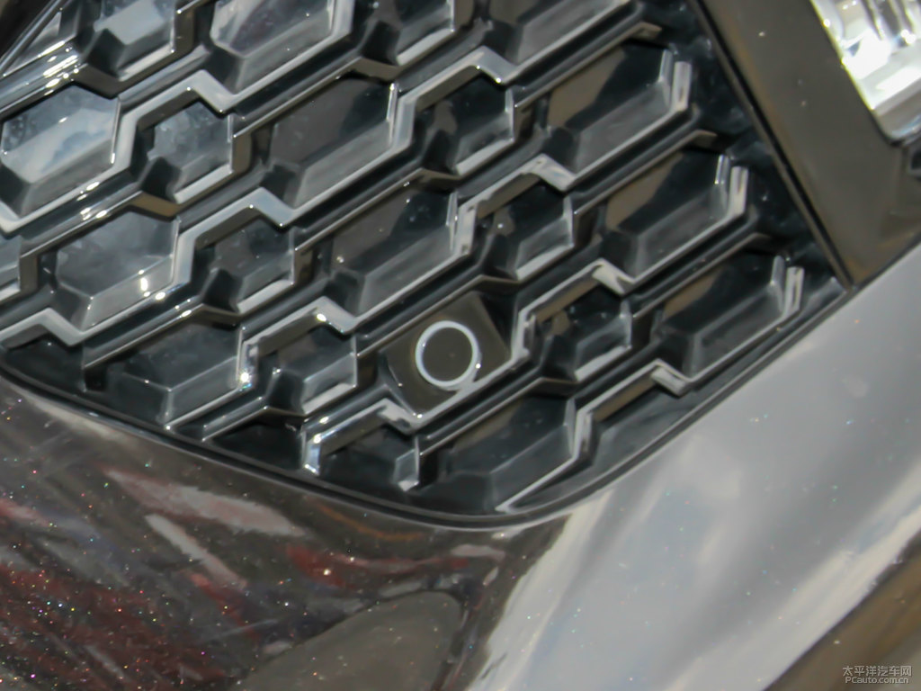 炫晶黑魏牌 VV7車(chē)頭外觀圖片