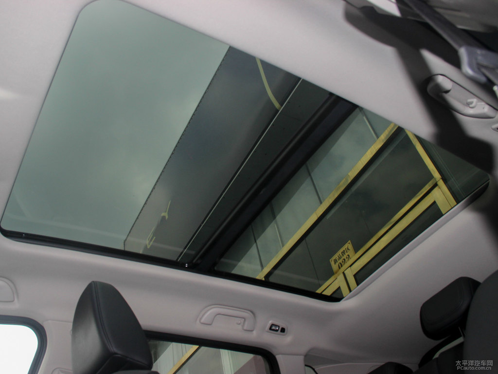 炫晶黑魏牌 VV7車廂內(nèi)飾圖片