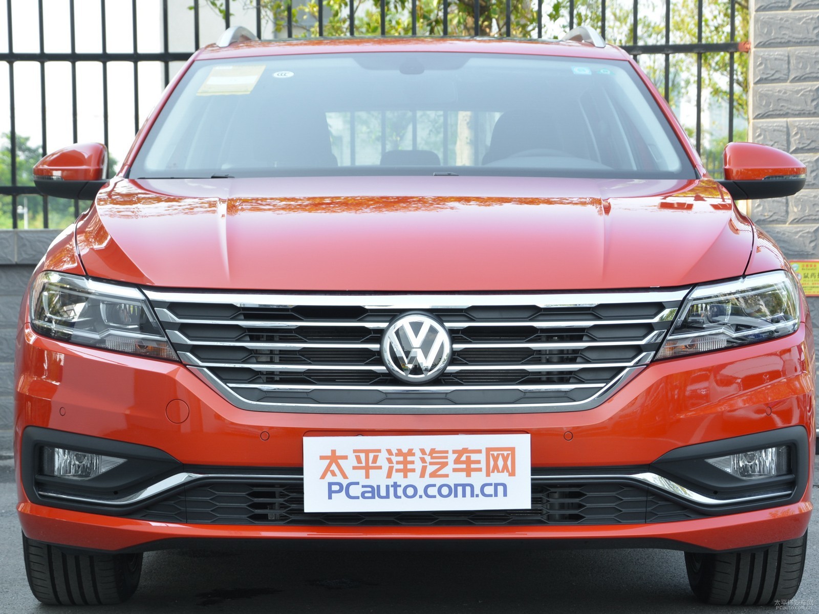 朗逸兩廂外觀高清大圖