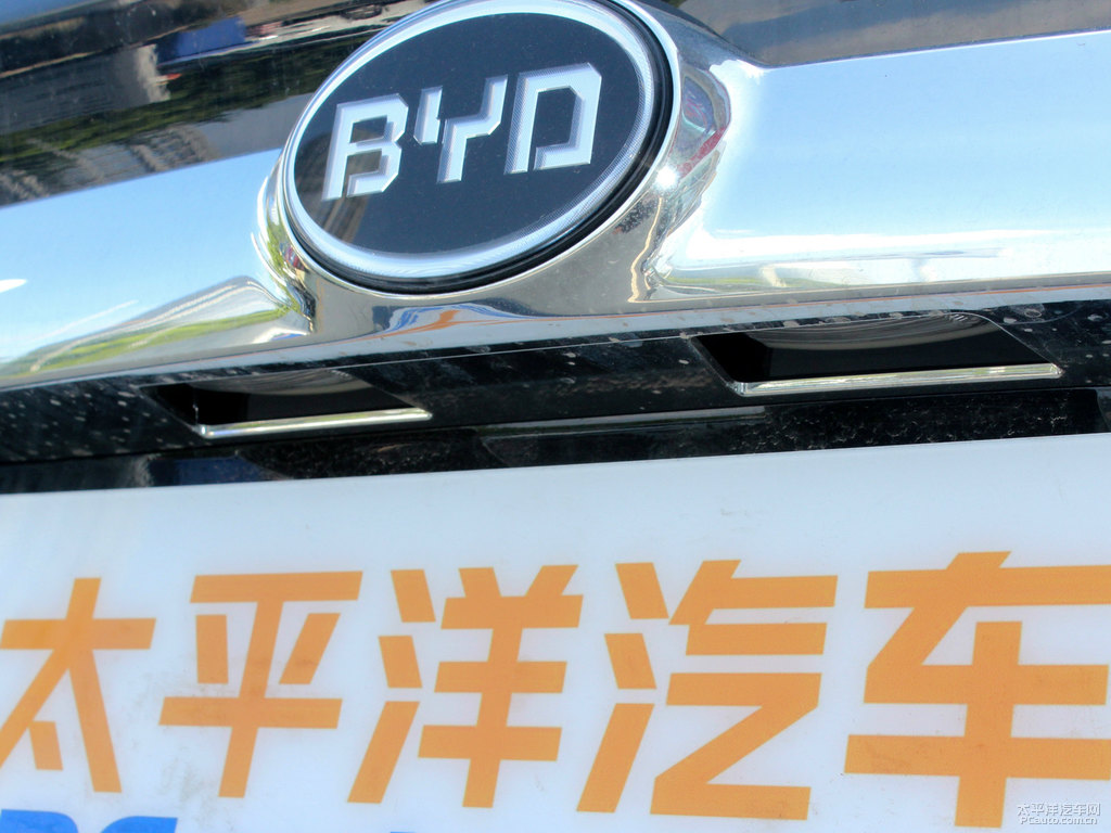 比亞迪F3車尾外觀圖片