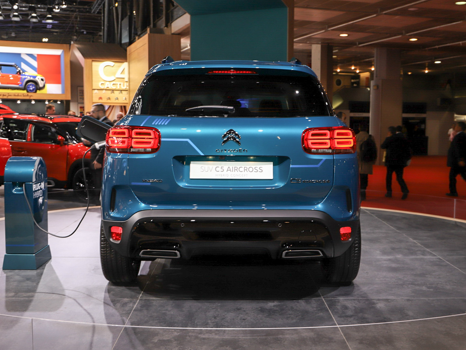 雪鐵龍C5 AIRCROSS新能源(海外)車展高清大圖