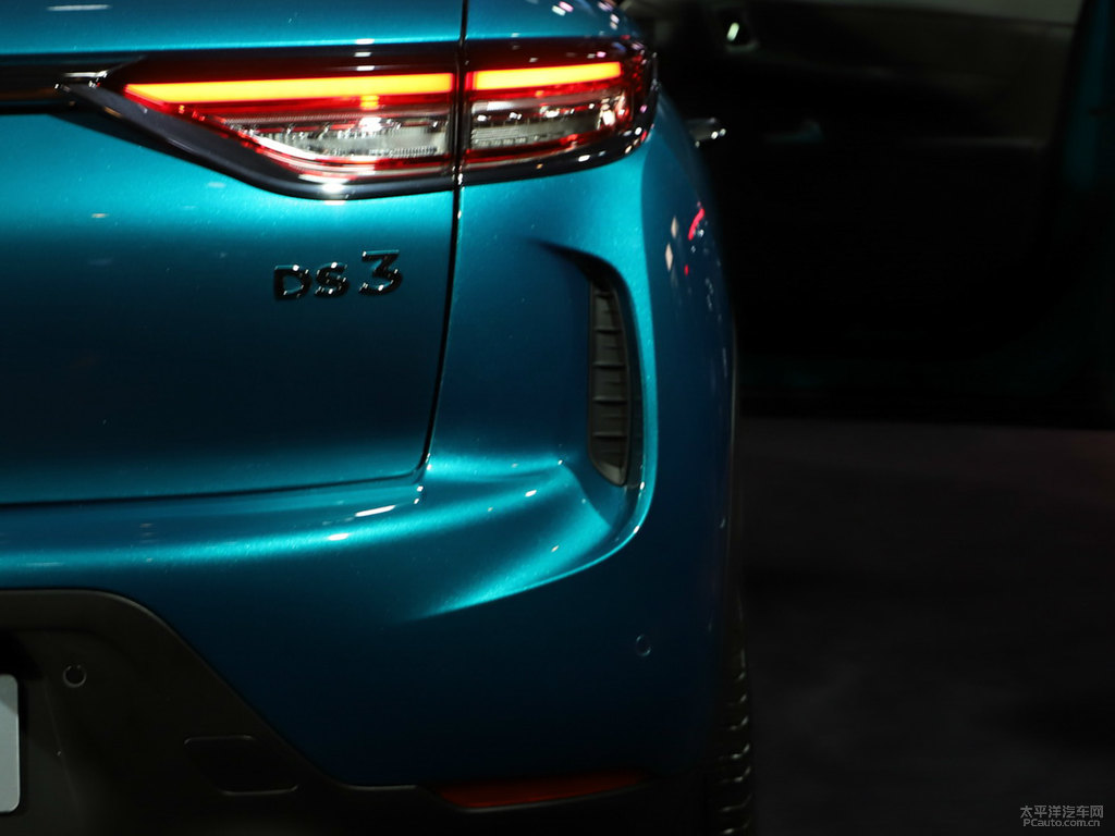 DS 3܇β^DƬ