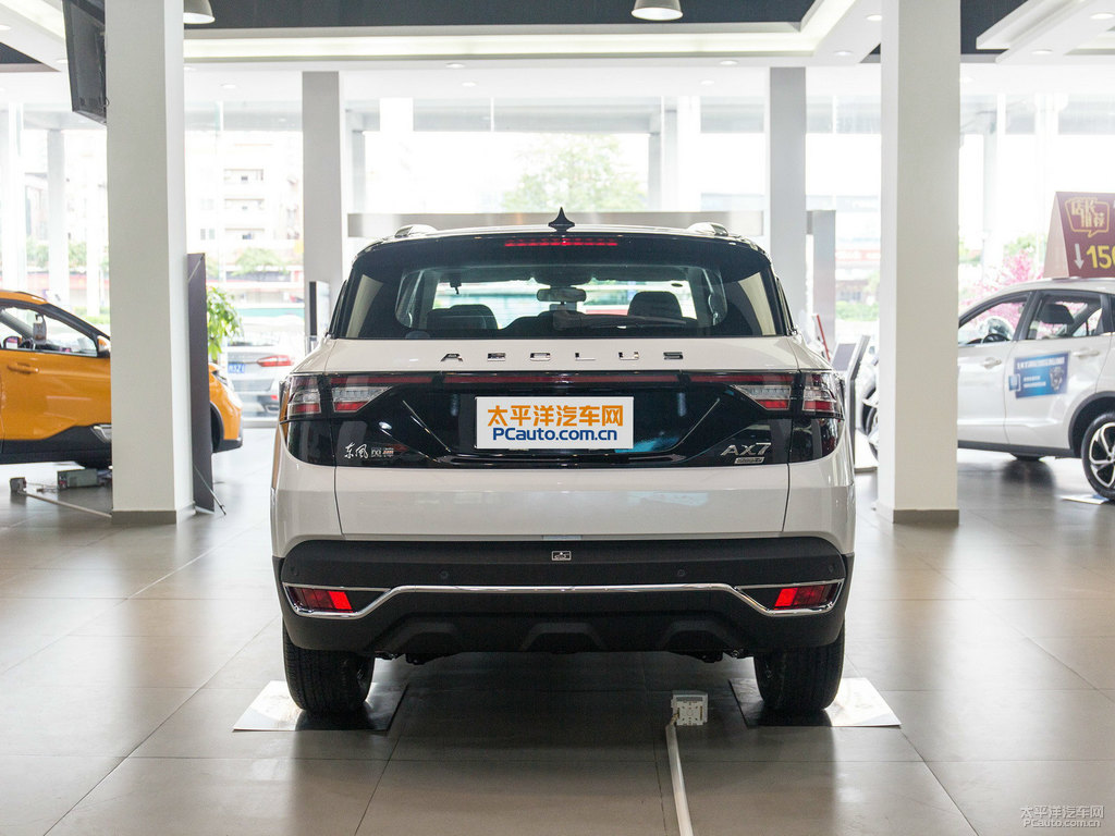 珍珠白+黑頂東風(fēng)風(fēng)神AX7整車外觀外觀圖片