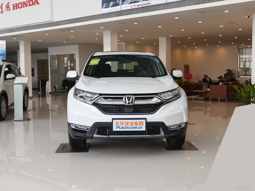 珍珠白本田CR-V整車外觀外觀圖片