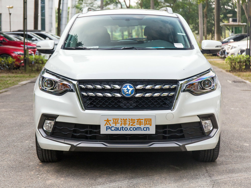 珠光白啟辰T70車頭外觀圖片