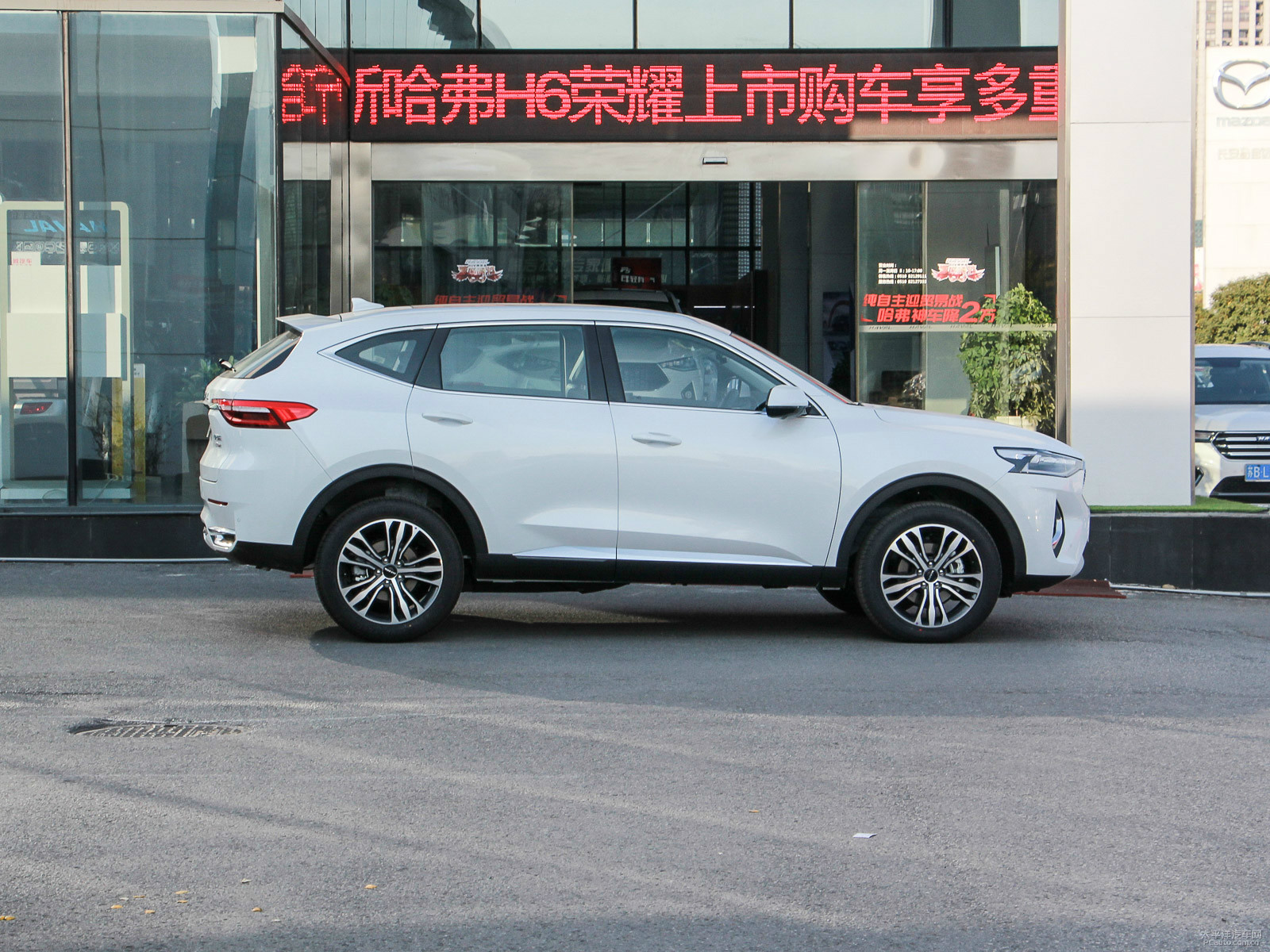 哈弗F7外觀高清大圖