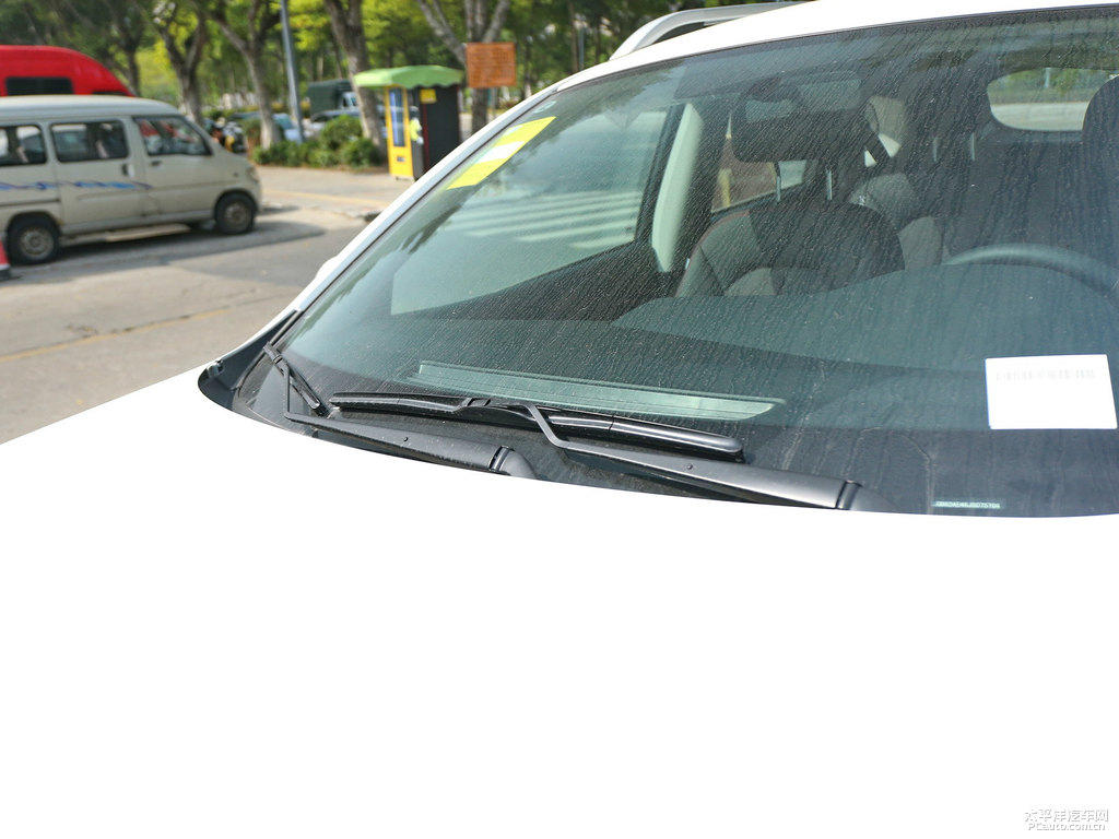 珠光白啟辰T70車身外觀圖片