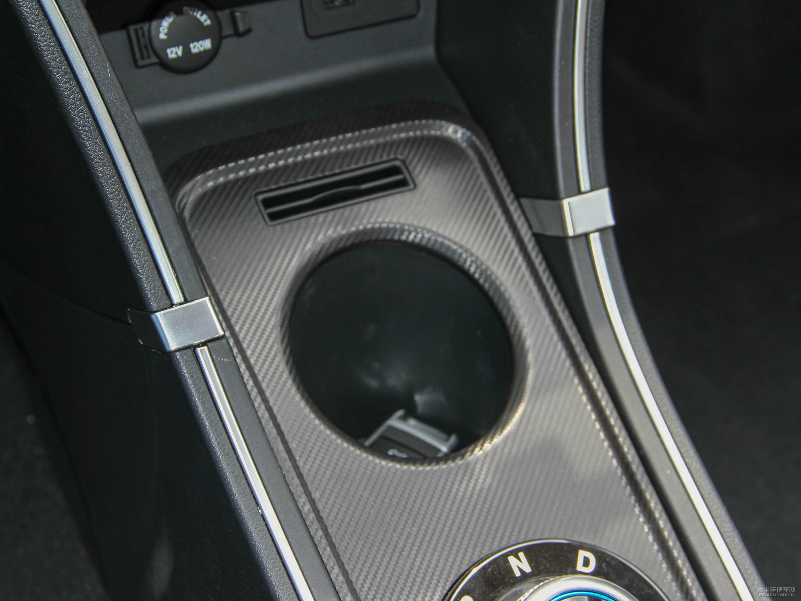 電咖·EV10空間高清大圖