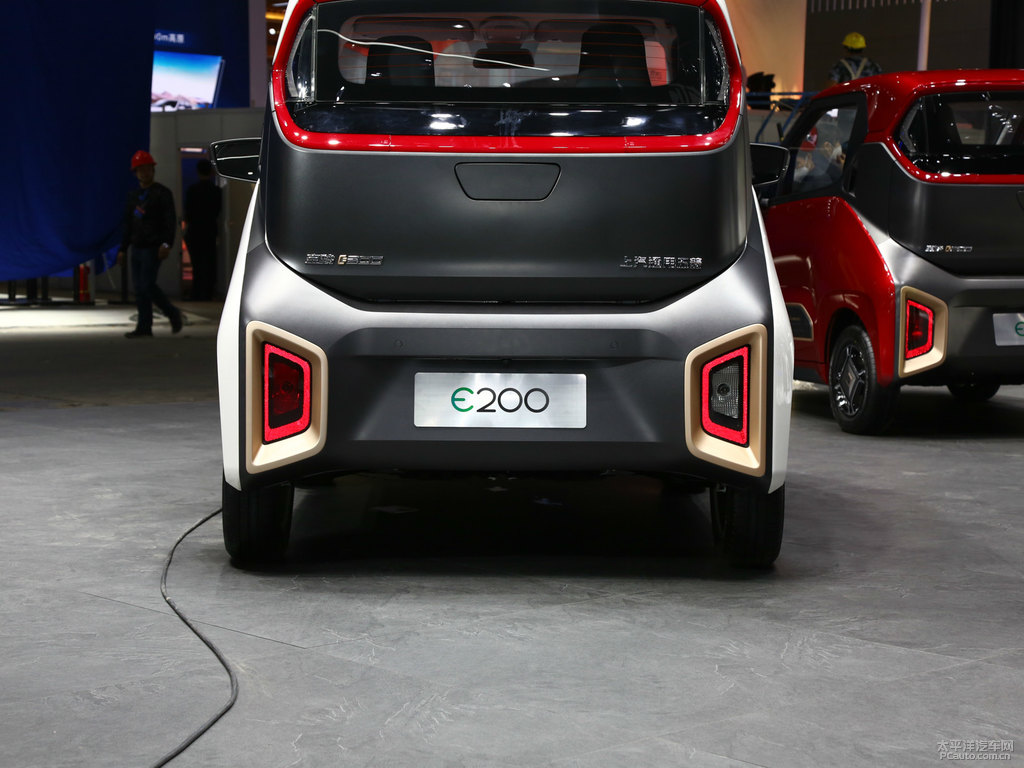 EE200DƬ