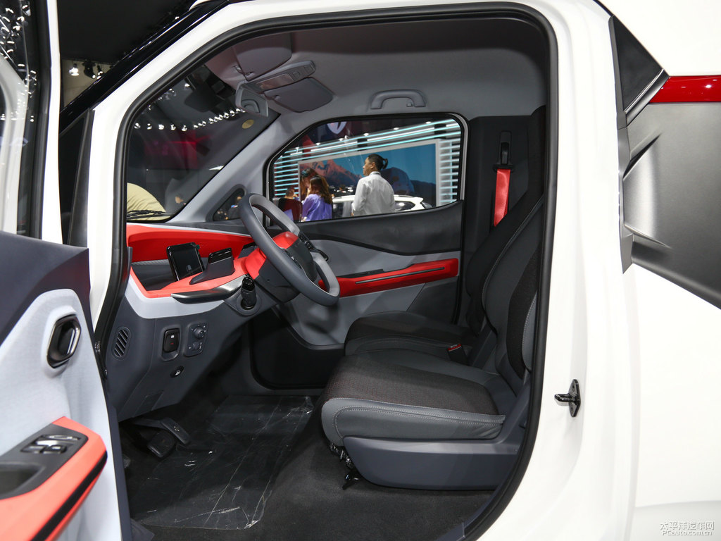 EE200DƬ