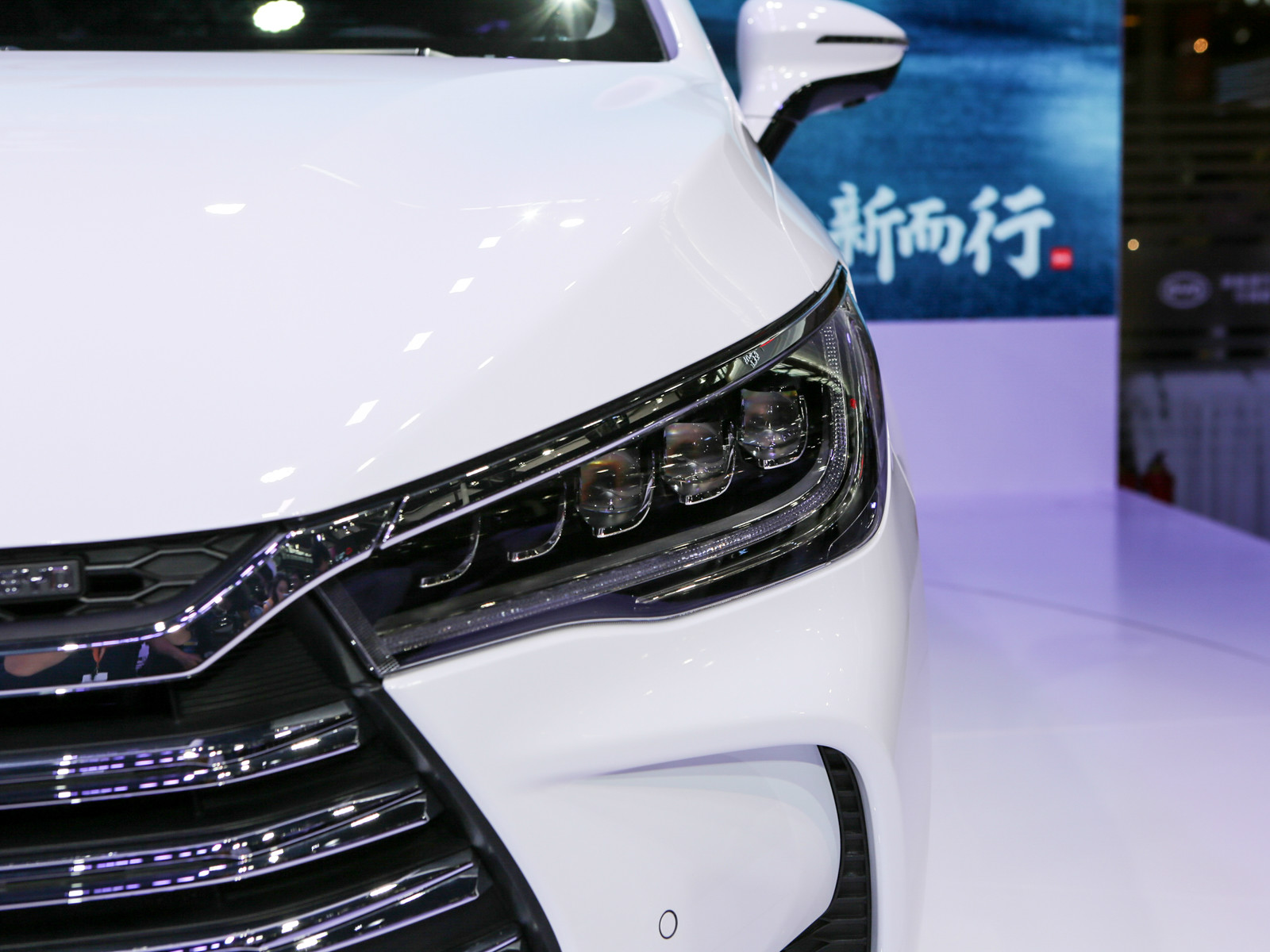 宋MAX新能源車展高清大圖